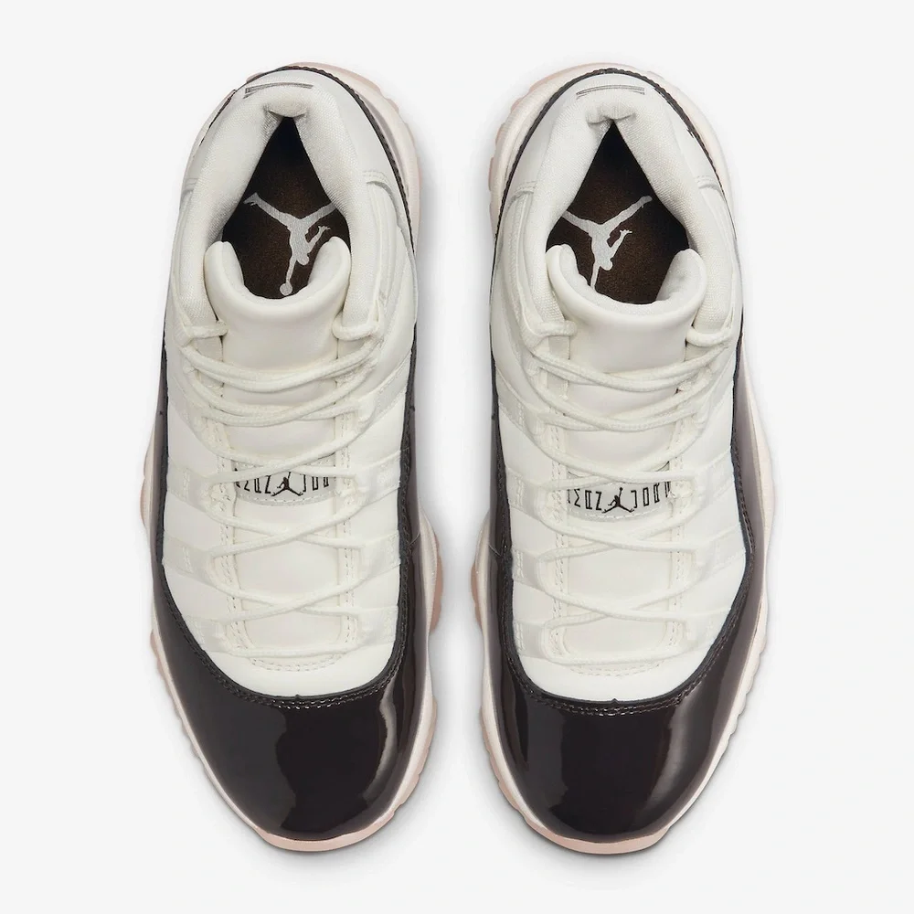WOMEN'S AIR JORDAN 11 RETRO - 